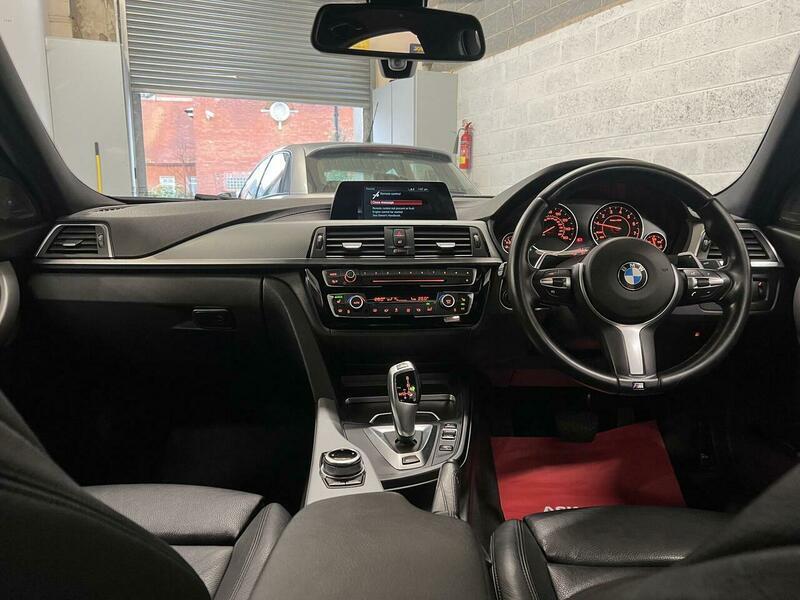 2017 BMW 3 Series - Image 50