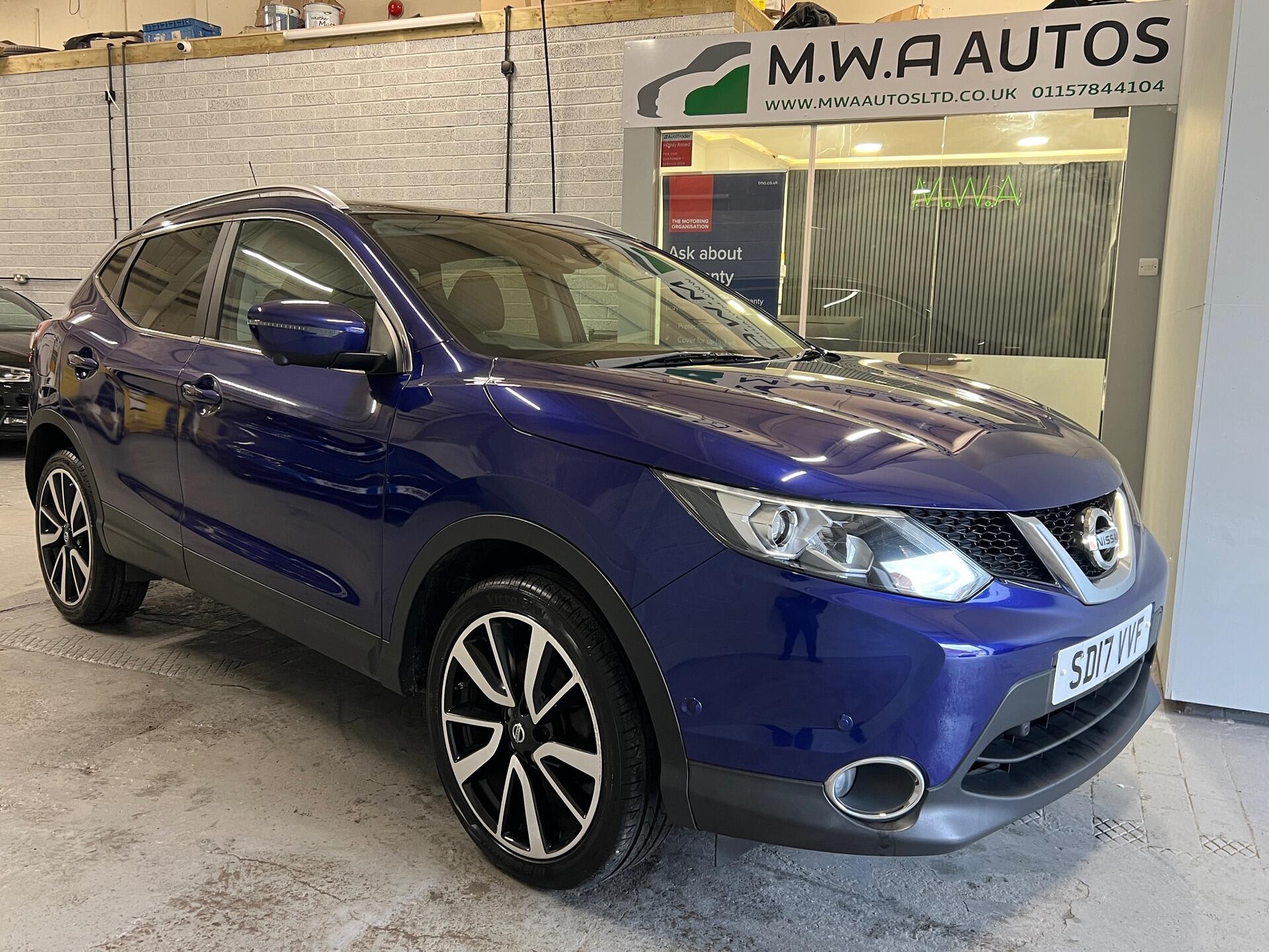 2017 2017 Nissan Qashqai 1.2 DIG-T Tekna SUV 5dr Petrol Manual 2WD Euro 6 (s/s) (115 ps) Listed photo