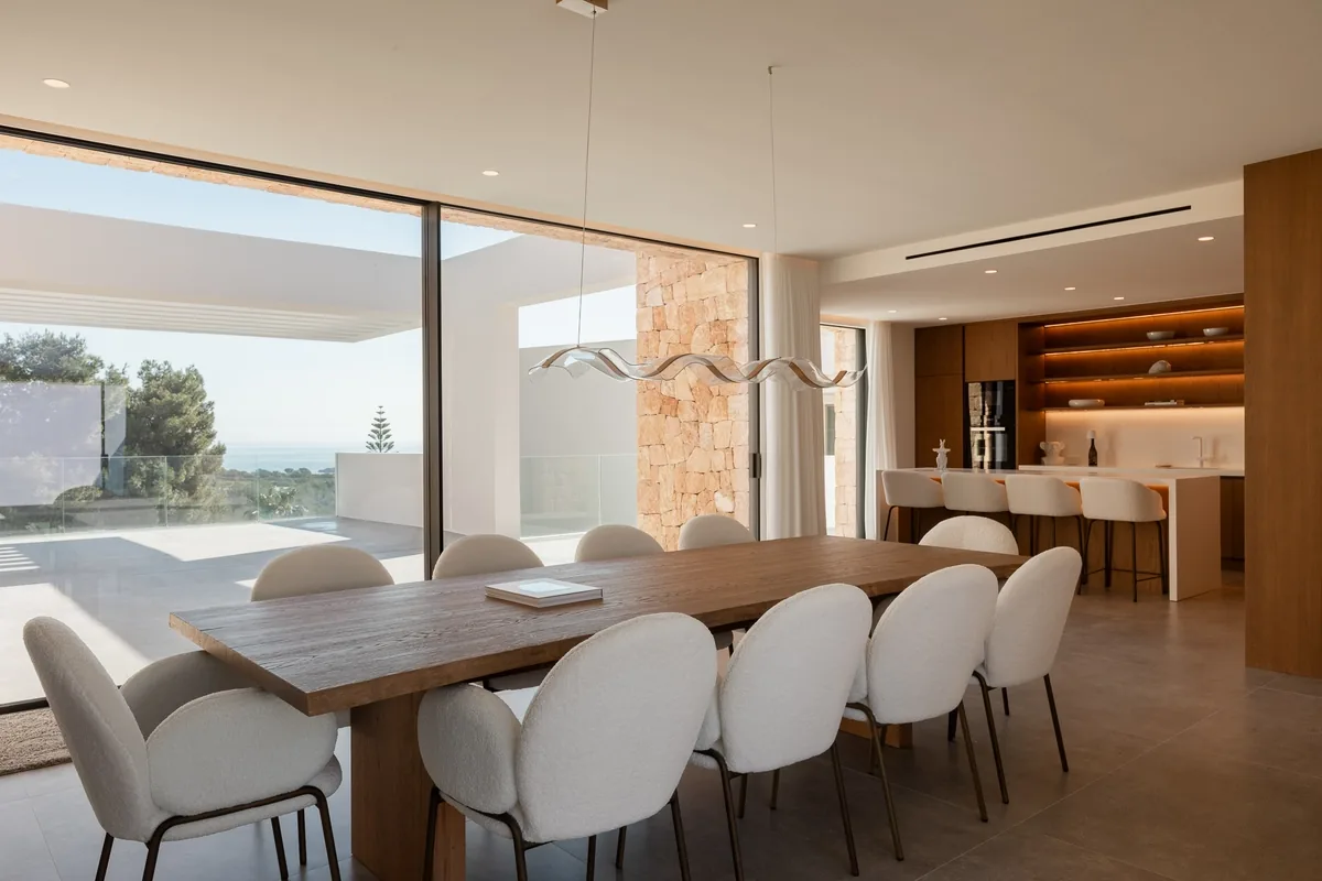 Interior de arquitectura contemporánea en Ibiza — Meridià Estudio