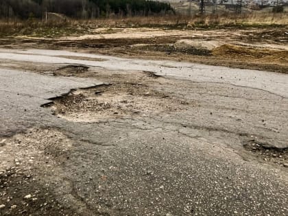 «Не доходят деньги до нас»: казанский поселок 15 лет живет без дорог