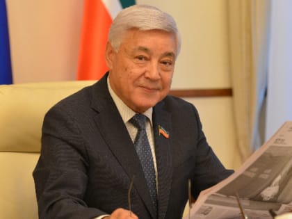 Мухаметшин поздравил СМИ Татарстана с Днем печати