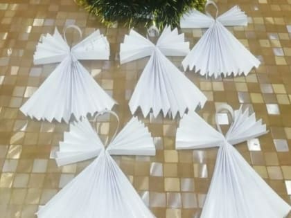 Подопечные Нурлатского дома-интерната для престарелых и инвалидов изготовили Рождественских ангелов