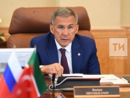 Рустам Минниханов обратился в татарстанцам с новогодним поздравлением