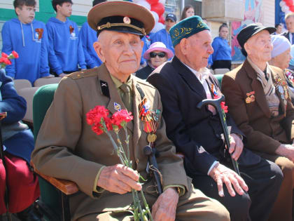 Парад Победы и чествование ветеранов Великой Отечественной войны