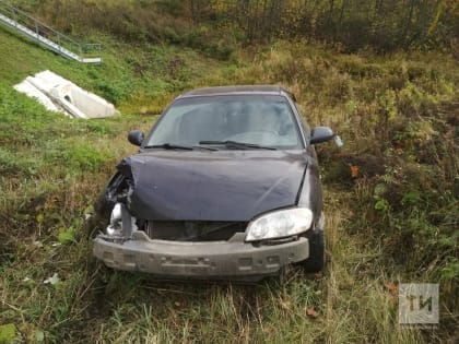 Легковушку из Башкирии обнаружили в кювете в Татарстане, водителя на месте не было