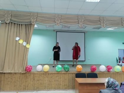 Семейный праздник организовали для жителей района лаишевские артисты