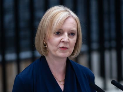 Премьер-министр Великобритании призвала игнорировать «угрозы» со стороны России