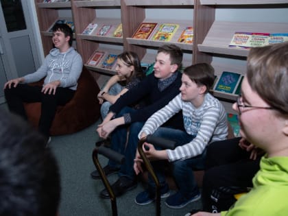 В Нижнекамске состоялся творческий мастер-класс для воспитанников воскресной школы "Святой источник" и учеников реабилитационного центра "Надежда"