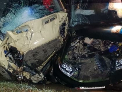 Водитель внедорожника погиб в ДТП с инкассаторским фургоном в Татарстане