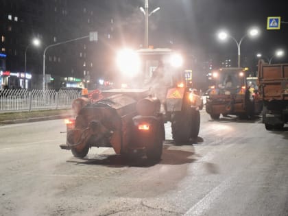 В Набережных Челнах приступили к аварийно-ямочному ремонту