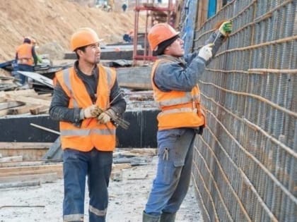 Весной этого года работодатели чаще всего размещали вакансии дорожных рабочих