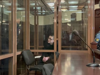 Нервный срыв Ильназа Галявиева. Суд над казанским стрелком начался с эвакуации