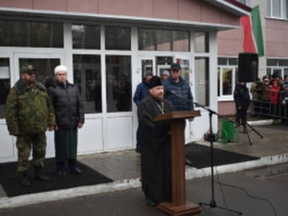 Священнослужитель Алькеевского благочиния принял участие в отправке мобилизованных военнослужащих