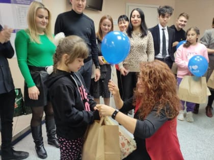 Набережночелнинские единороссы исполнили мечты детей страдающих сахарным диабетом