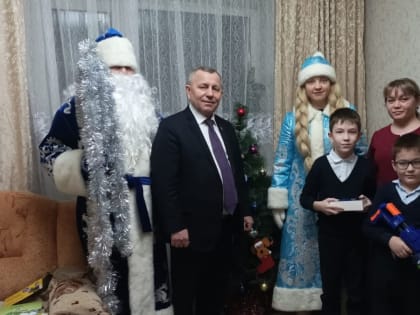 В Мамадыше близка к завершению благотворительная акция «Ёлка желаний».