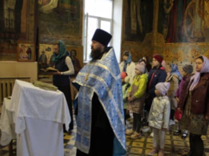 Молебном и праздничной трапезой начался новый учебный год в воскресной школе храма Казанской иконы Божией Матери г. Чистополь