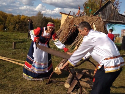 Играми, хороводом и песнями отметят в Елабужском районе фестиваль иван-чая