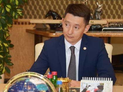 Минниханов продлил полномочия полпреда в Турции Гатауллина еще на три года