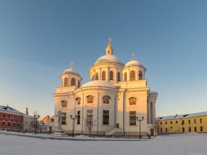 В праздник Введения во храм Божией Матери в Казанском соборе состоялось архиерейское богослужение