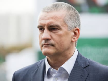 Крым вернется к режиму QR-кодов при посещении общественных мест