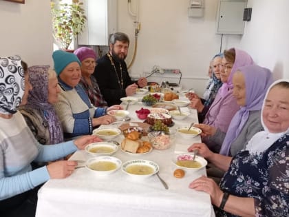 В храмах Черемшанского благочиния прихожан поздравили с Международным днём пожилого человека