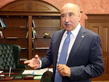 Дело Ильшата Гафурова насчитывает 61 том