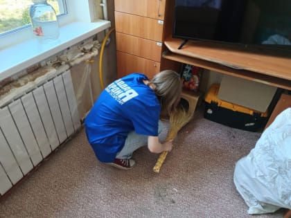 «Молодая Гвардия» Республики Татарстан оказала адресную помощь бабушке участника СВО