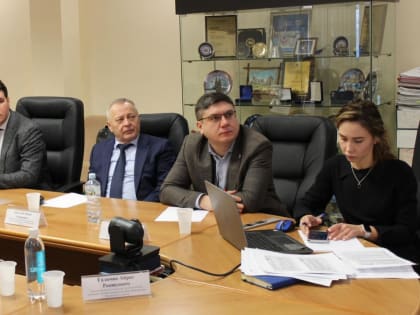 Адель Мубаракшин принял участие в совещании по вопросу рассмотрения обращений граждан в «Народном контроле»