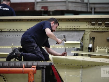 Деньги на Ту-214, премьера «Микулая» и рост «акций» Нагуманова: обзор событий недели