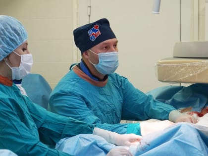 Красноярский врач совместно с рентгенохирургами из Нижнекамска провели уникальную операцию
