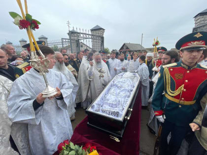 В селе Исаково простились с погибшим настоятелем Богоявленского храма священником Анатолием Григорьевым