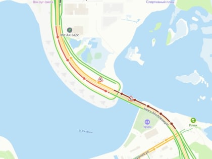 ДТП с тремя автомобилями парализовало движение на Миллениуме