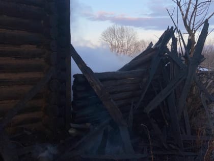В Татарстане при разборе пожарища обнаружено тело женщины
