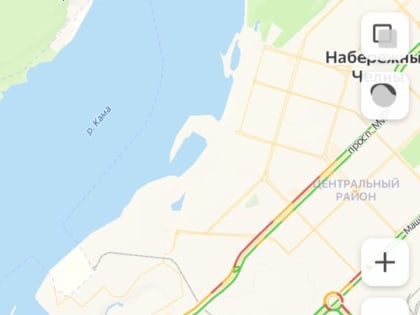 На мосту через Челнинку образовалась гигантская пробка в обе стороны