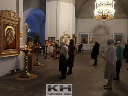 Божественная Литургия состоялась сегодня в Свято-Троицком архиерейском подворье города Лаишево
