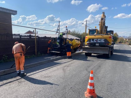 Ремонт улицы Мира в поселке Самосырово завершат к концу сентября