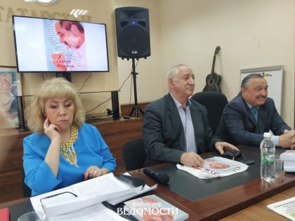 «Однодневные спектакли» Сергея Федотова представили в Доме журналиста РТ