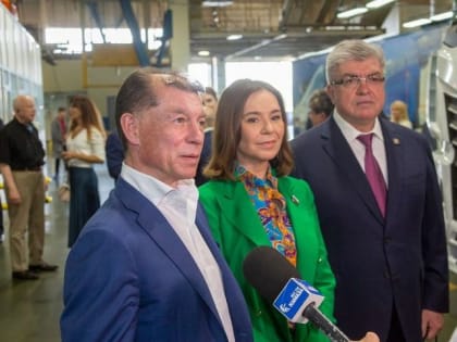 Депутаты Госдумы посетили «КамАЗ» в Челнах