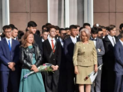 В Лениногорске будущих нефтяников с Днем знаний поздравил депутат Государственной Думы РФ Азат Ягафаров