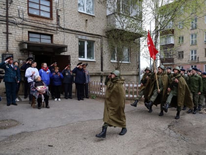 В Татарстане стартовала акция Росгвардии «Парад у дома ветерана»