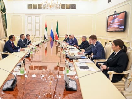 Раис РТ обсудил вопросы сотрудничества с министром образования ОАЭ