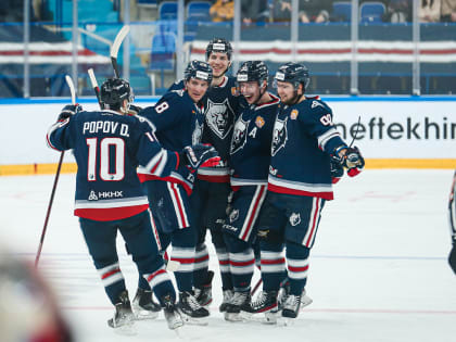 "Нефтехимик" продолжил победную серию