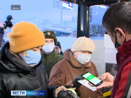Антиваксеры, новый штамм и вызовы: Роспотребнадзор подвел итоги пандемийного года