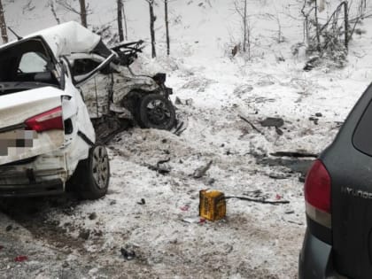 Водитель легковушки погиб в лобовом столкновении с внедорожником в Татарстане