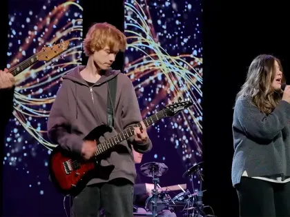 Рамиль Муллин наградил лучших студентов Нижнекамска именными стипендиями