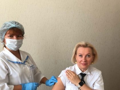 Сотрудники Управления Роспотребнадзора по Татарстану привились против гриппа