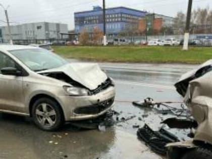 Четыре человека пострадали в массовом ДТП в промзоне Нижнекамска