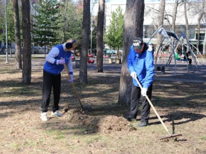 В Татарстане единороссы вышли на субботник