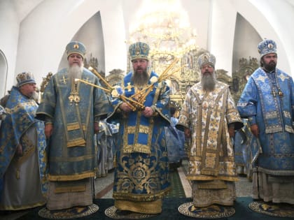 В праздник Грузинской иконы Богородицы митрополит Кирилл возглавил торжества в Раифском монастыре