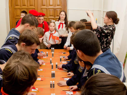 Открытие выставки к 100-летию пионерии. Фоторепортаж